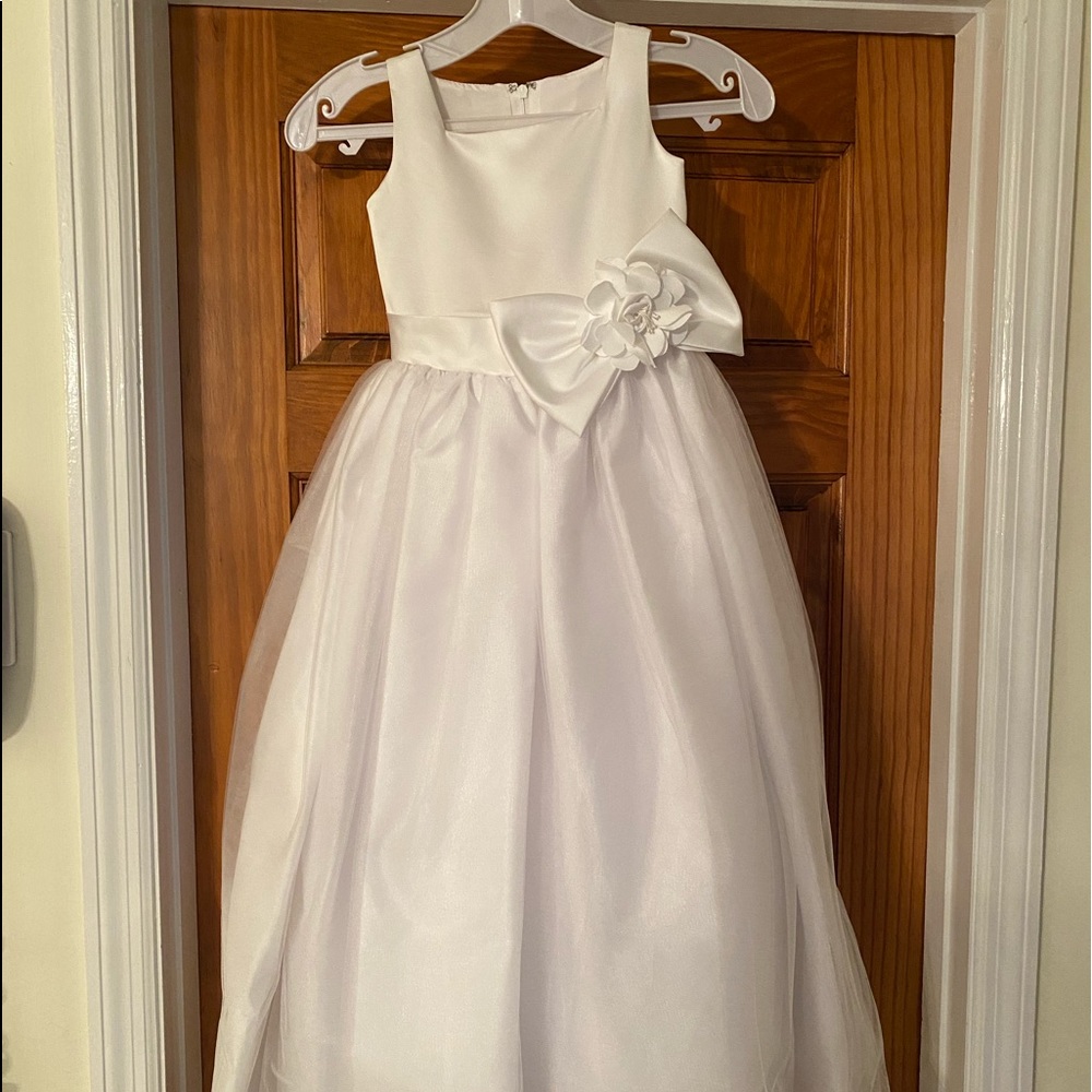 Girls flower girl dress